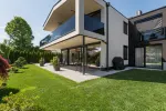 Hochwertige Gartenwohnung in erstklassiger Lage
