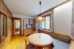 Wohnung im Hochparterre